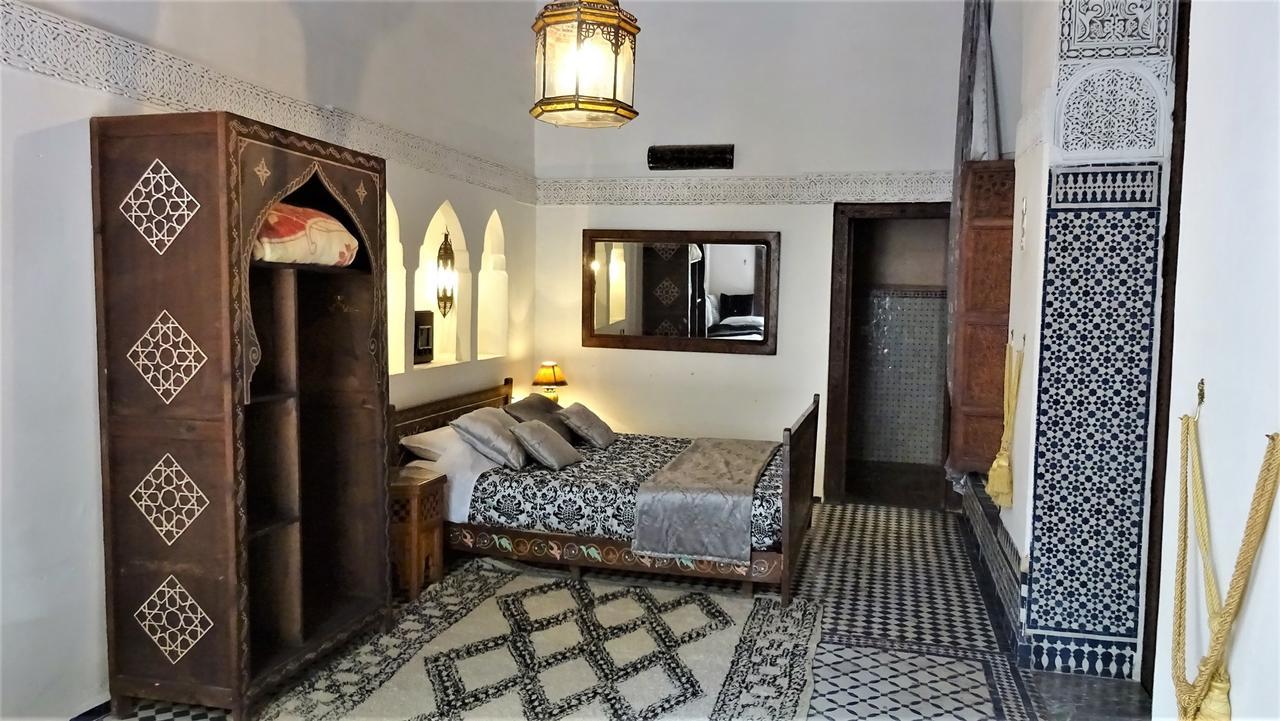 Riad Razane Fes Luaran gambar