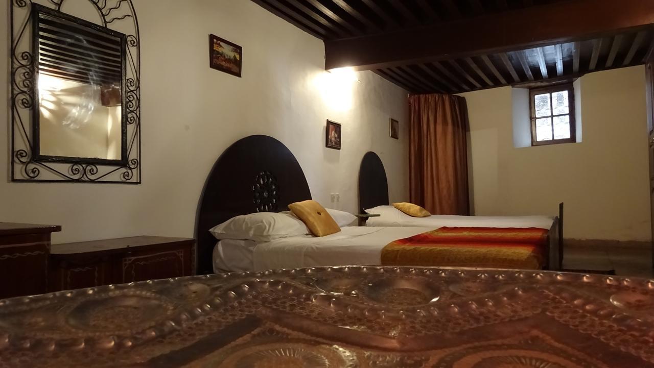 Riad Razane Fes Luaran gambar